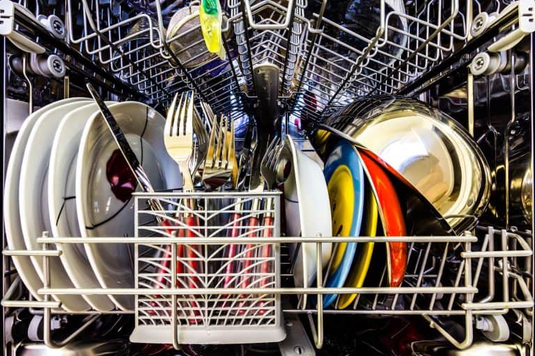 洗碟机的清洁盘子,五彩缤纷,如何使防冻洗碗机吗?