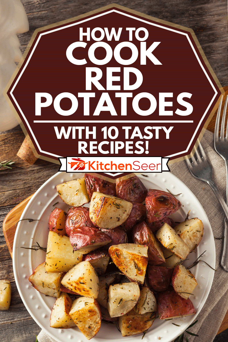 自制的烤草红土豆用盐和胡椒调味,如何烹饪红土豆——10美味的食谱!