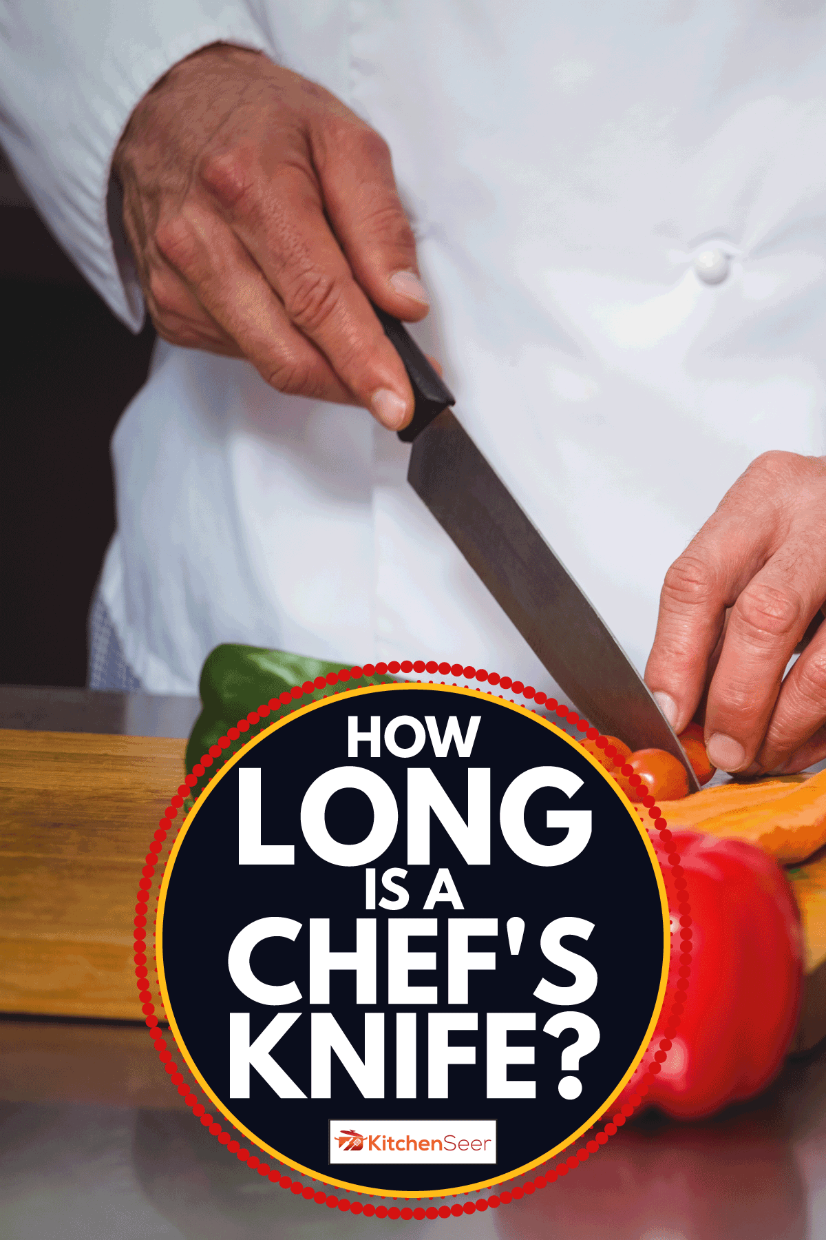 厨师用厨师刀切蔬菜做沙拉。厨师刀有多长