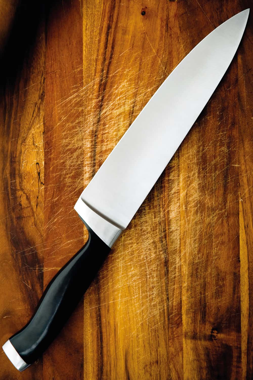 切菜板上的刀