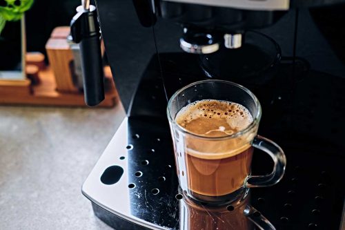 阅读更多关于“你能整天开着咖啡机吗?”
