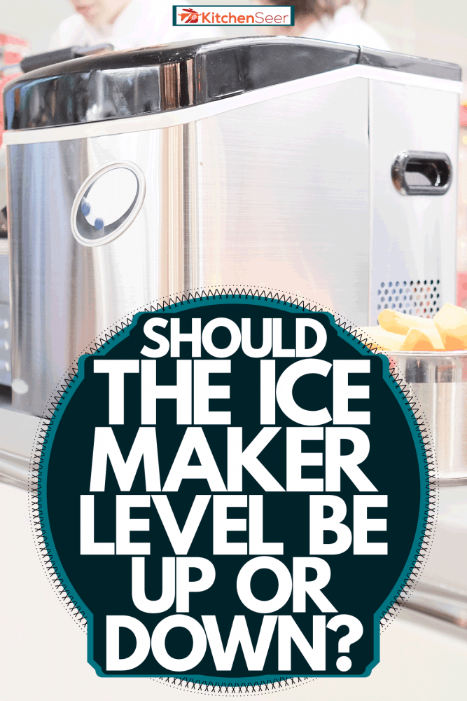 制冰机容器放在桌上，制冰机的杠杆应该向上还是向下?