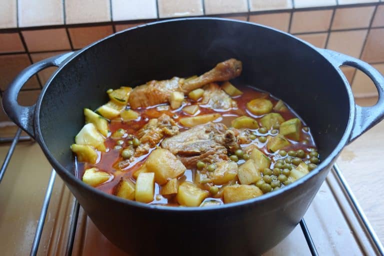 用鸡肉、土豆和青豆烹制的地中海美食，荷兰烤箱能放进洗碗机吗?C
