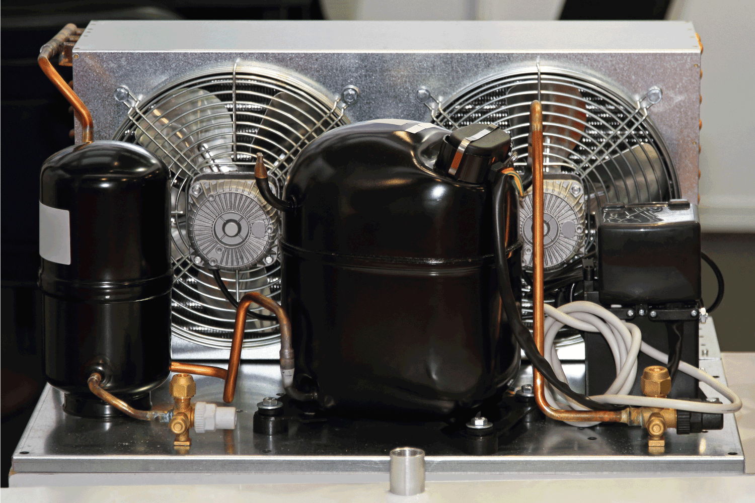 冰箱压缩机泵与空气冷凝器机组