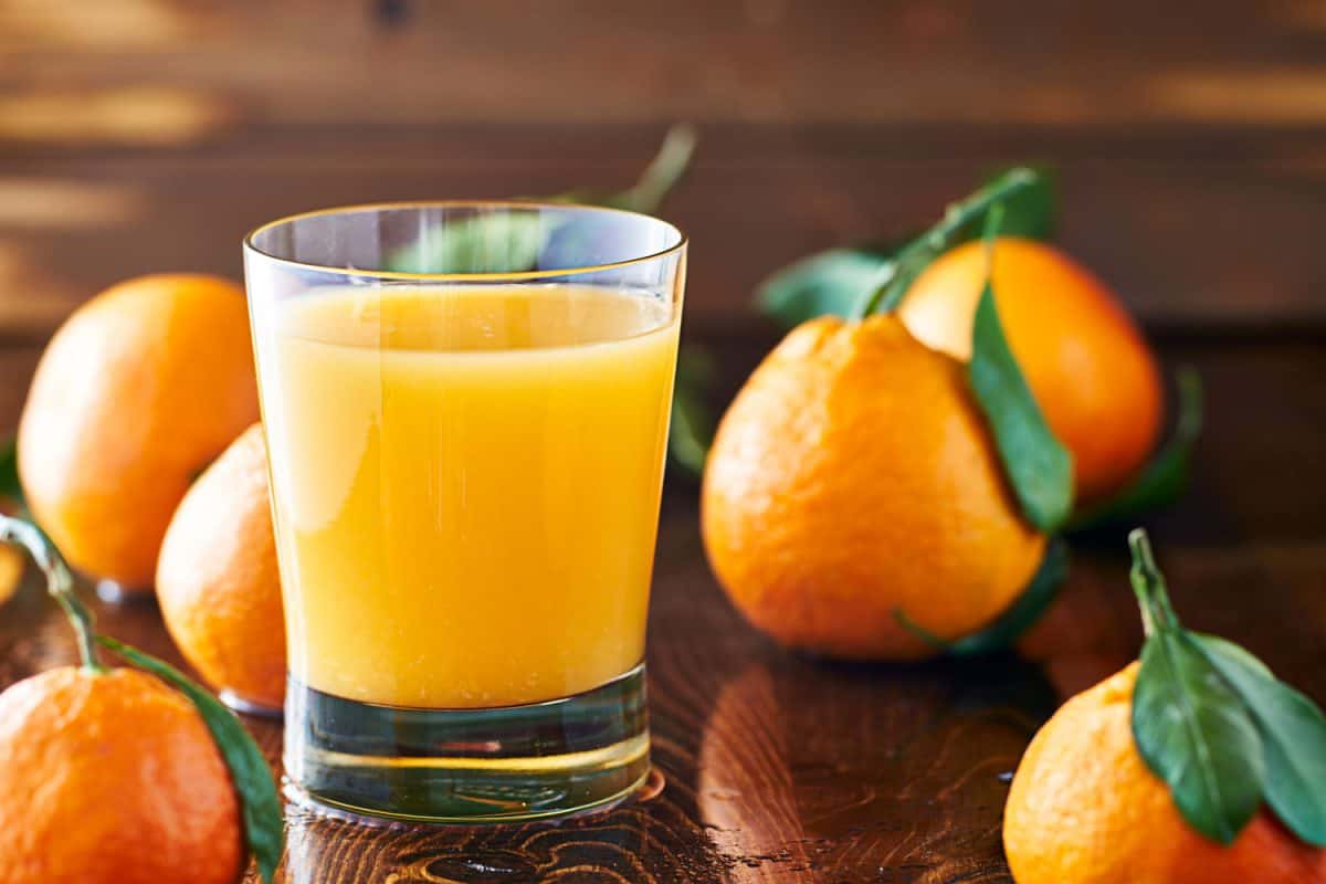 一杯美味又健康的橙汁