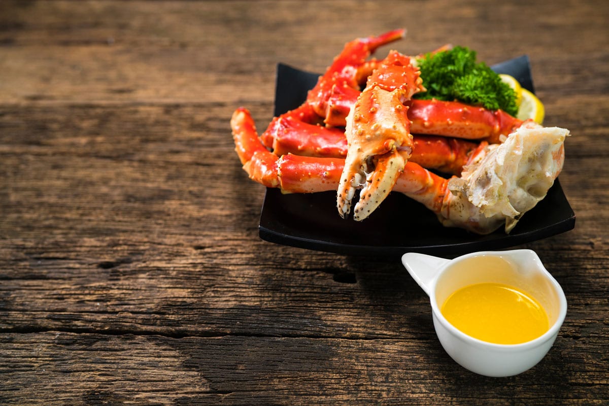 cooked-organic-alaskan-king-crab-legs-close起来