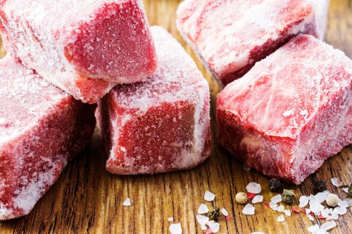 阅读更多关于这篇文章你可以冻结喂新鲜的肉吗?
