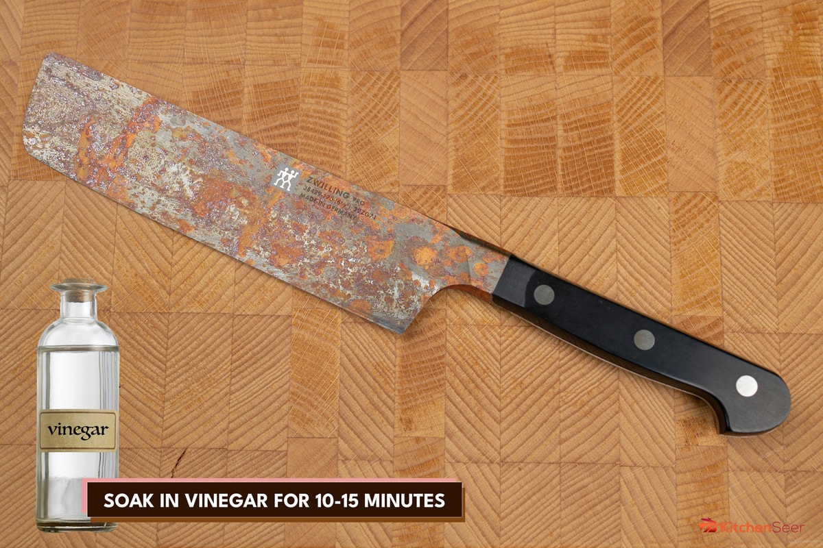 经典Ikon大烹饪刀孤立在白色背景上，如果我的Wusthof刀开始生锈，我该怎么办?
