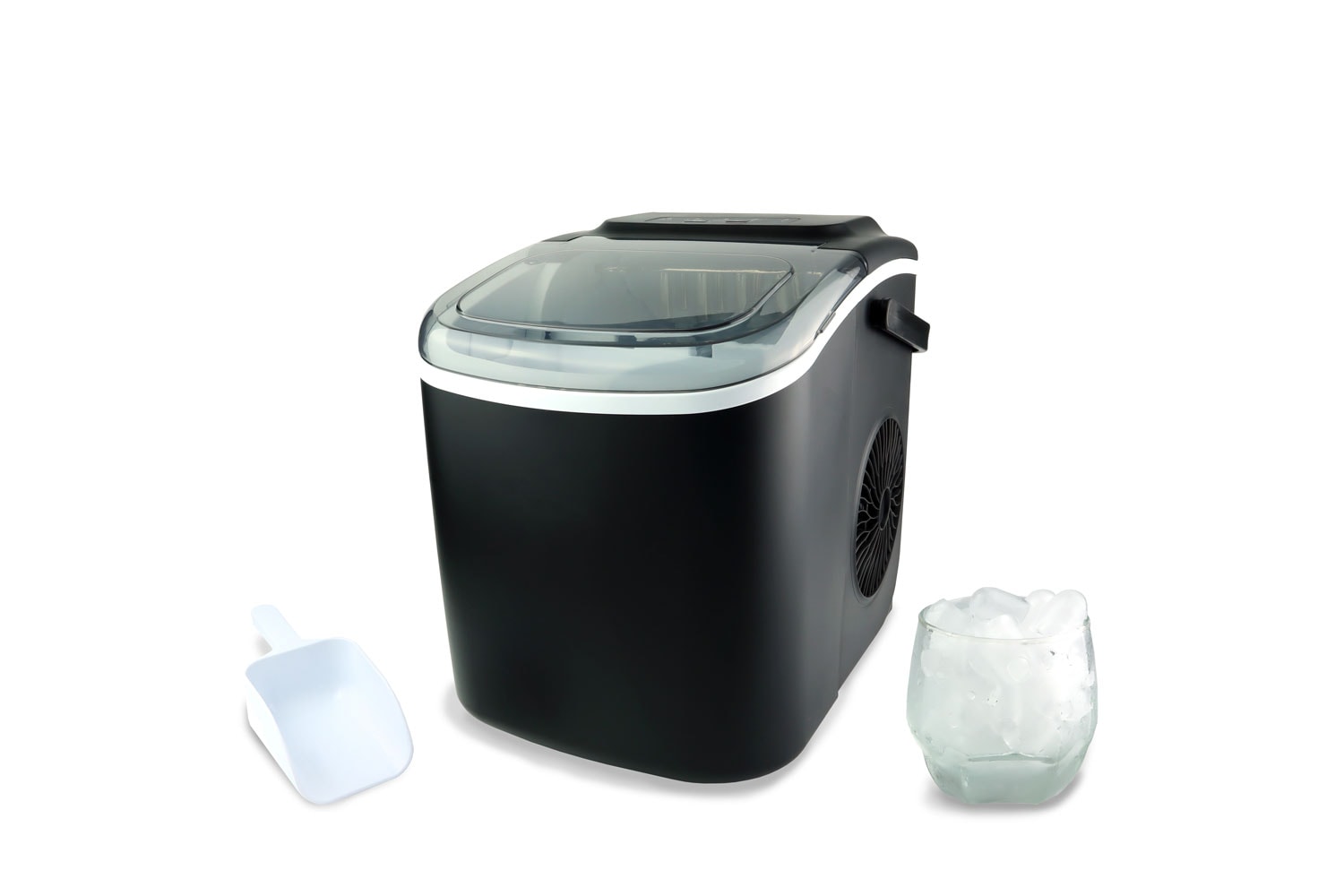 黑色现代设计制冰机是用来使各种清洁冰饮料在夏天用勺和一杯冰白表孤立在白色背景