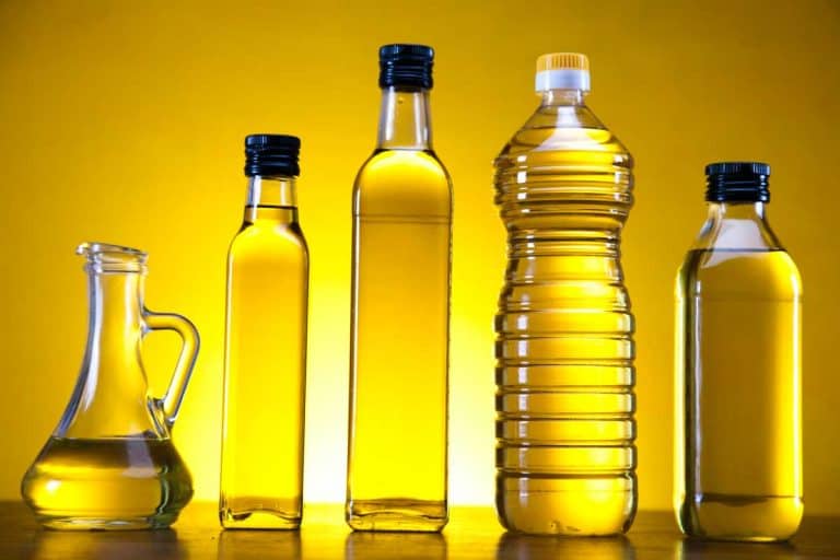 橄榄油存储在不同的容器中,橄榄油最好的容器是什么?