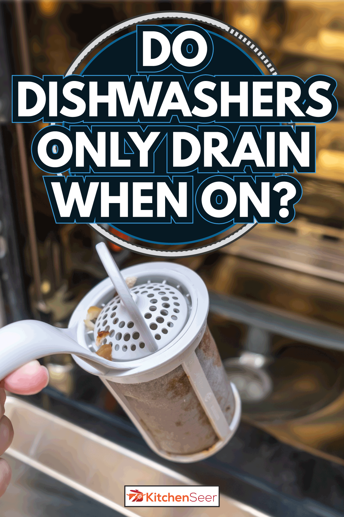 过滤器由手来自堵塞洗碗机。洗碗机只有排水管时吗