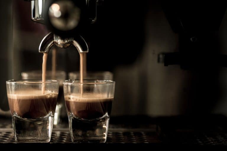 咖啡机冲泡一杯咖啡,咖啡机的压力也高吗?