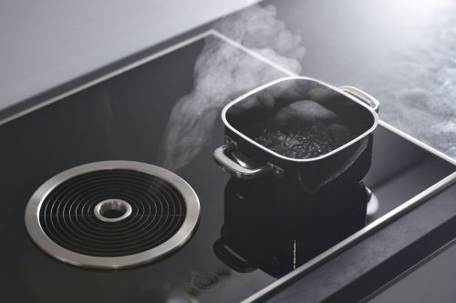 阅读更多关于“你可以在玻璃顶炉上使用高压锅吗?”