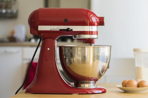 阅读更多关于如何从Cuisinart搅拌机中取出碗的文章