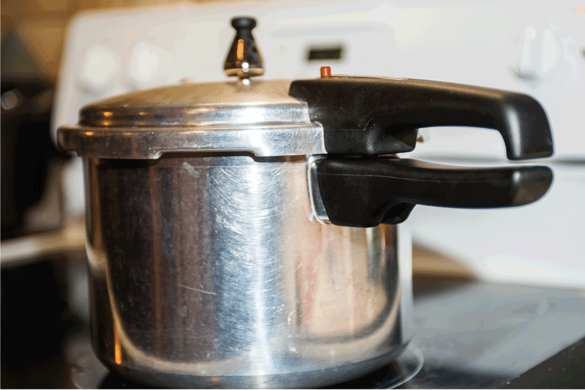 简易高压锅，在高压下烹饪食物。如何用高压锅或快煲煮鸡蛋