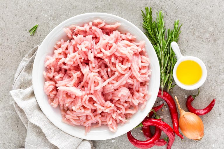 地面肉为原料烹饪,你可以混合地面土耳其和牛肉吗?