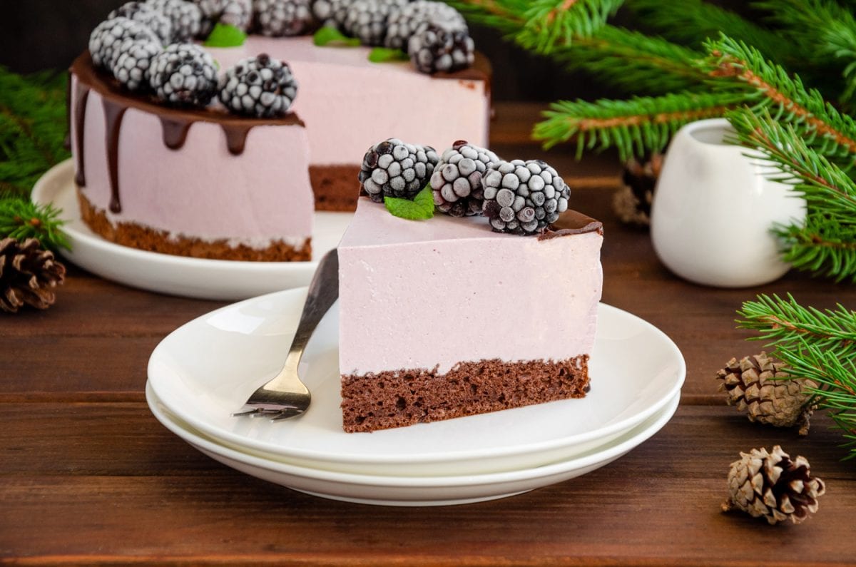 黑莓奶油慕斯蛋糕
