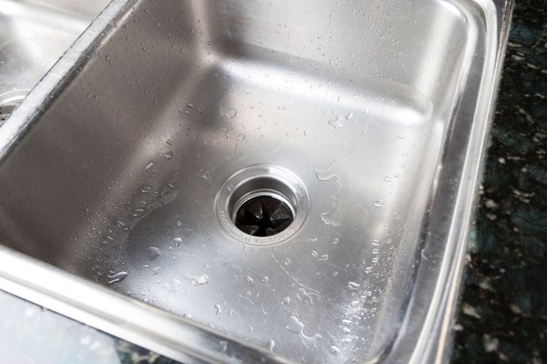 不锈钢偷厨房水槽的水下降,放下一bd手机下载个垃圾处理干净它[5]的建议