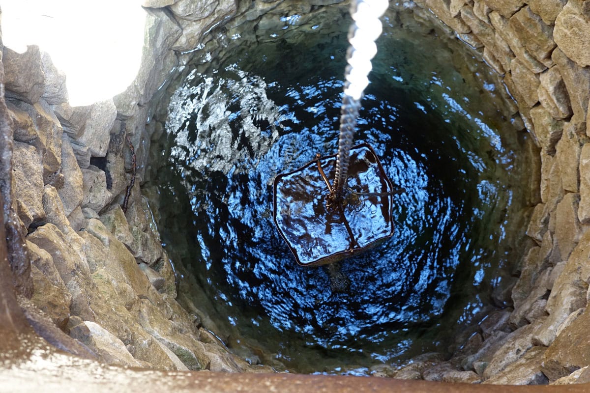 铁水桶的水