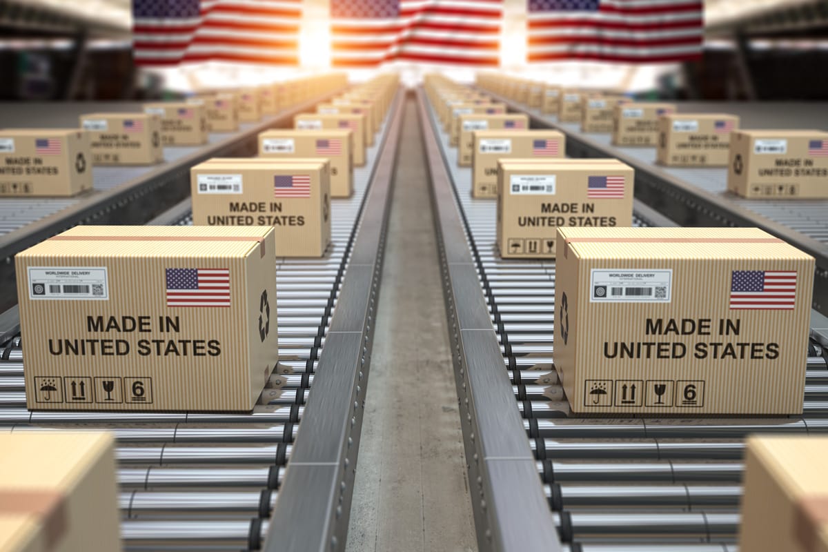 送货箱的侧面标有“美国制造”