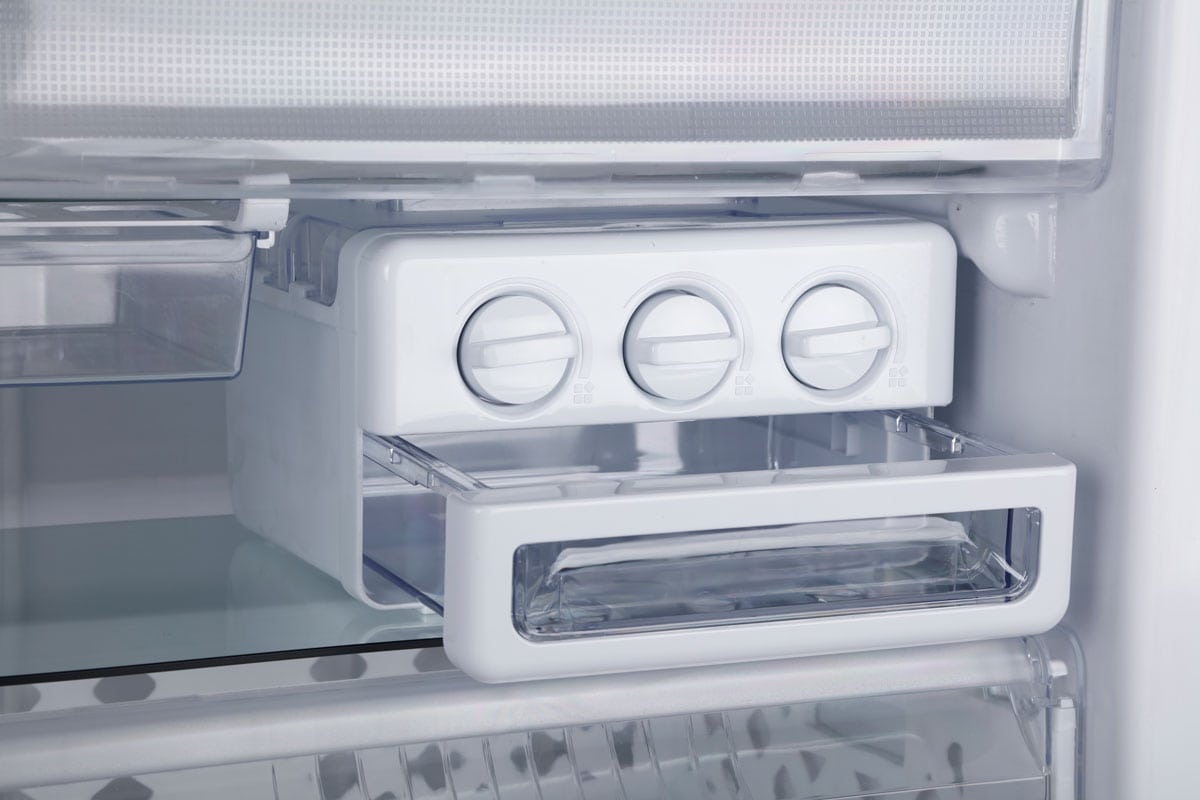 冰箱的照片崭新的制冰机