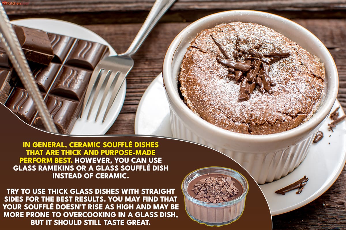 白色盘子里的法国传统巧克力舒芙蕾，你能在玻璃盘子里做舒芙蕾吗?你应该吗?