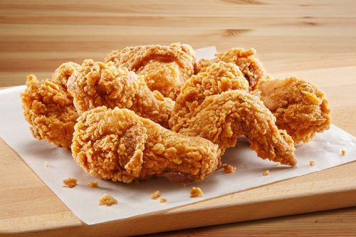 阅读更多关于“小苏打能做出酥脆的鸡肉吗?”(是的!以下是如何使用它!］