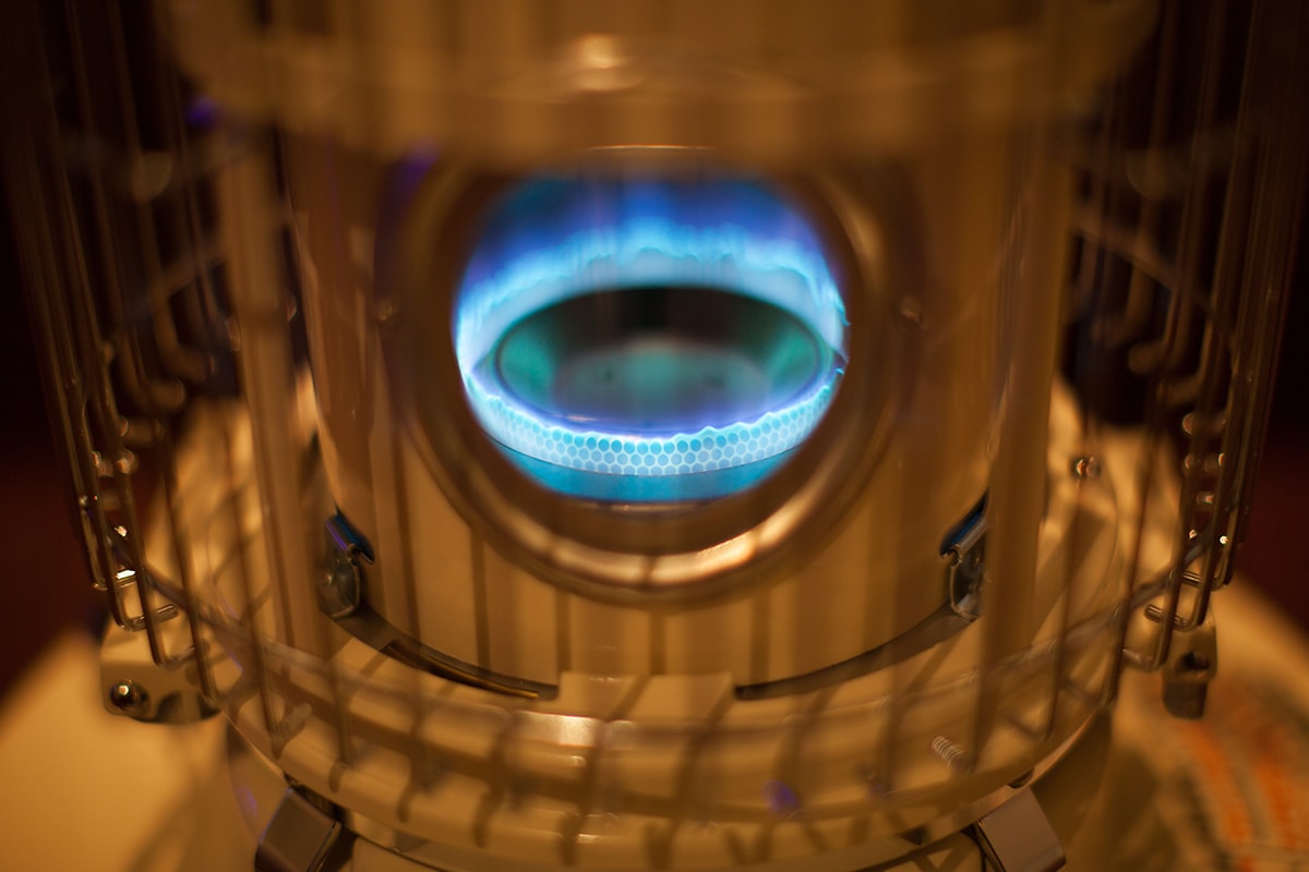 煤油加热器的蓝色火焰