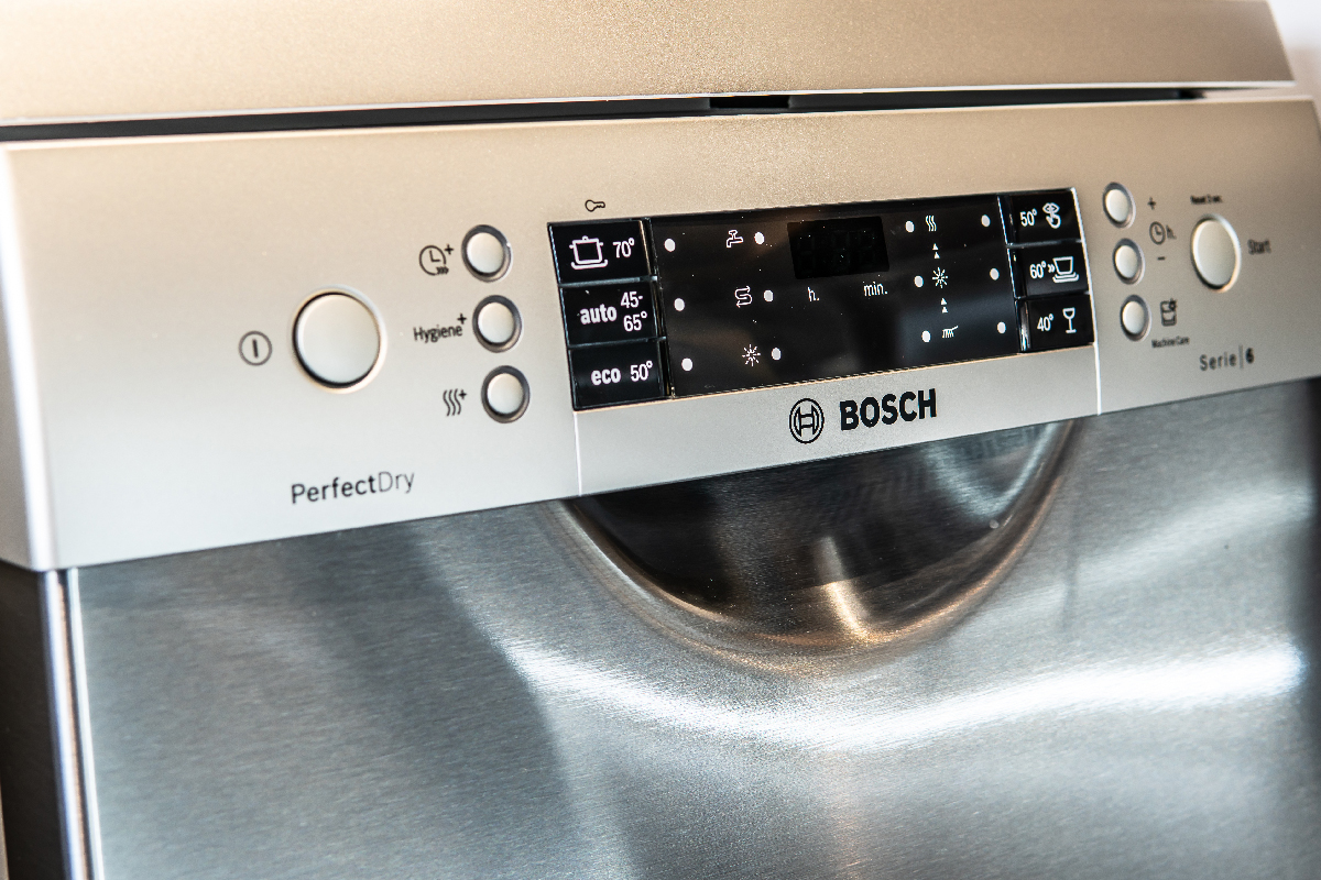 银inox Bosch系列6 PerfectDry洗碗机60cm展出