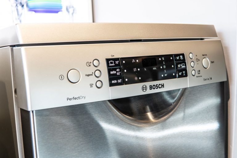 博世洗碗机在厨房里拍摄,博世300和500和800洗碗机应该选择哪一个bd手机下载